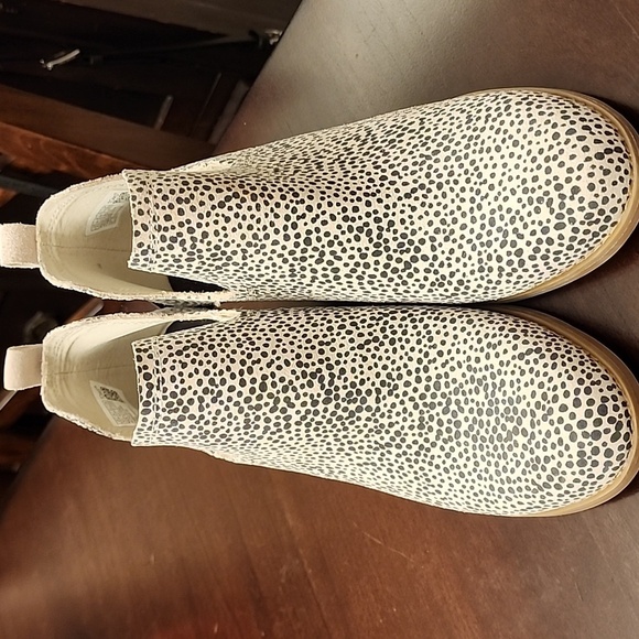 NWT Kallie Wedge Bootie - Picture 1 of 7